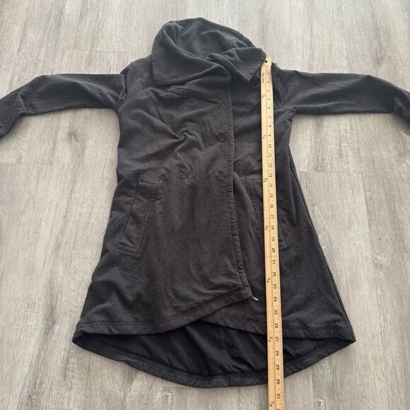 Lululemon Gratitude Wrap Cardigan Women’s Size 6/8 Gray Coat Snap Sweater Jacket - Picture 3 of 7